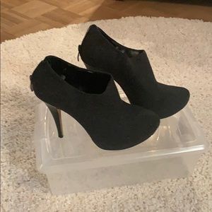 Vince Camuto dark grey fabric platform booties